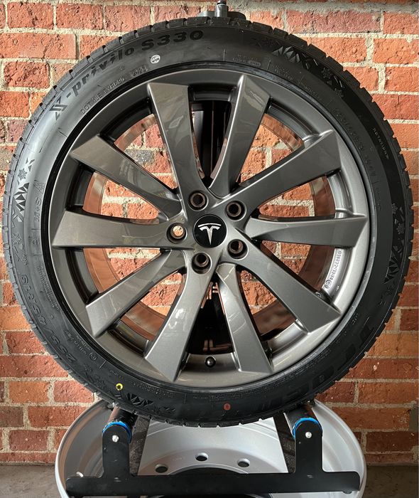 Koła Zimowe 19 Tesla Y Long Range Nowe 255/45R19 Performance 2024 | raty