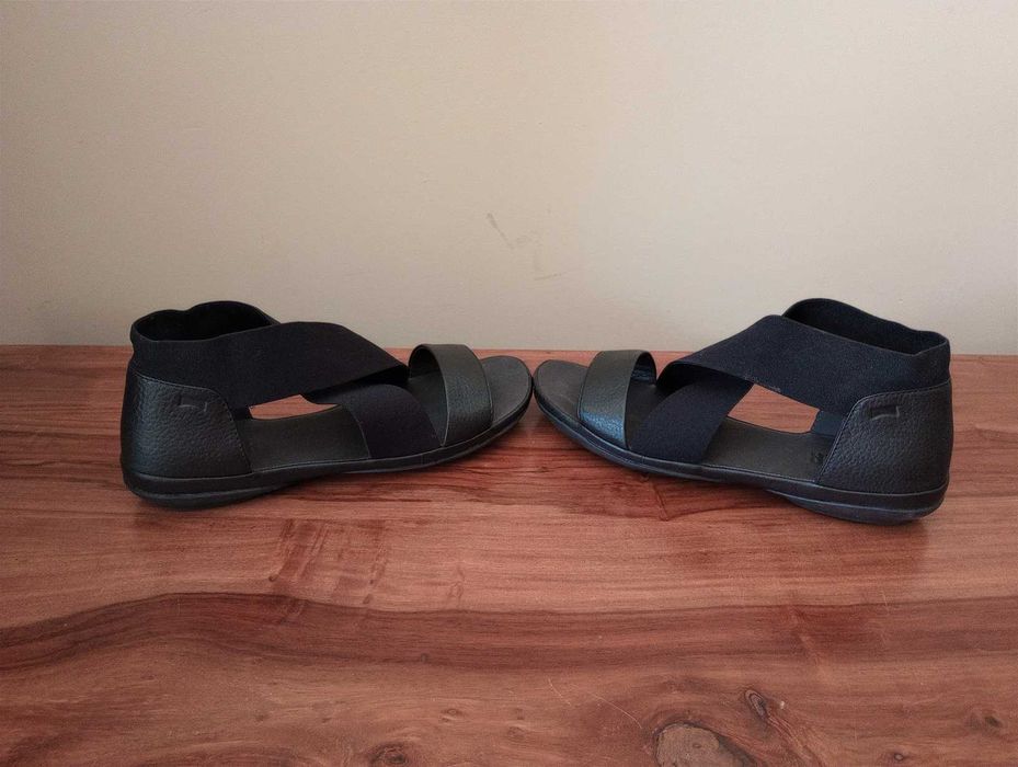 CAMPER - czarne skórzane sandały - rozm. 39 - nowe