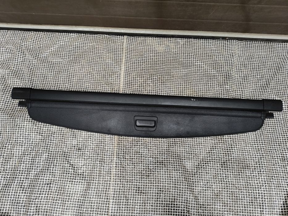 VW Touran 2 II roleta bagażnika tył czarna  2015 -  wysyłka