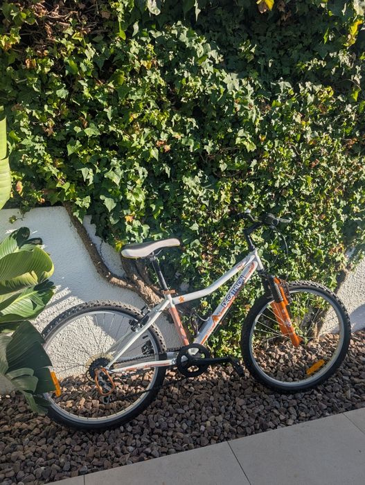 Bicicleta infantil Rockrider 24"