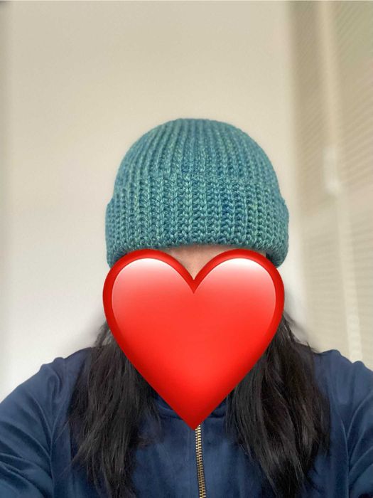 Zielona dziergana handmade czapka