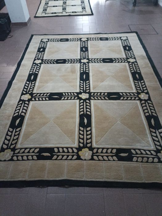 Vendo Carpete sala estar/ jantar em bom estado 2,88X 2,11