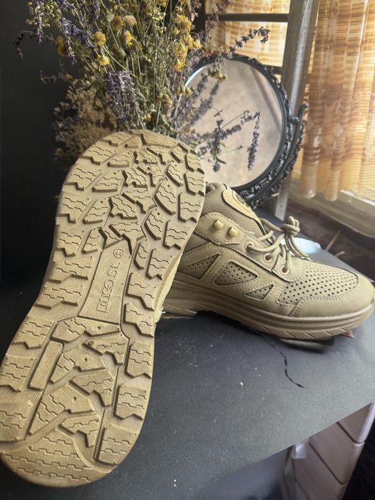 Кросівки dago style