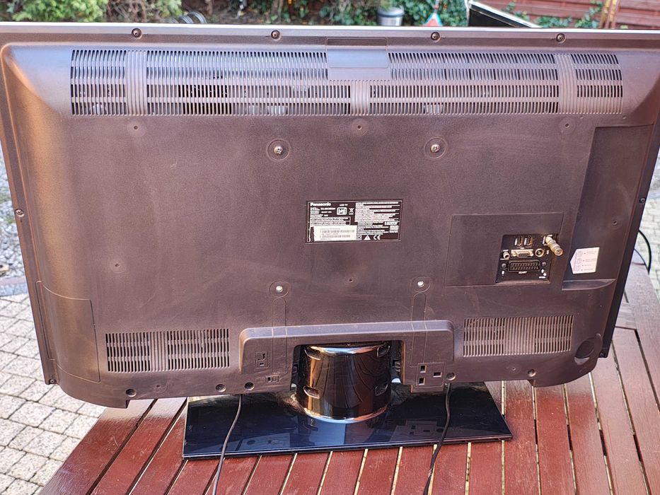 Telewizor/monitor Panasonic LCD TV39' cali.TX-39.Tanio!