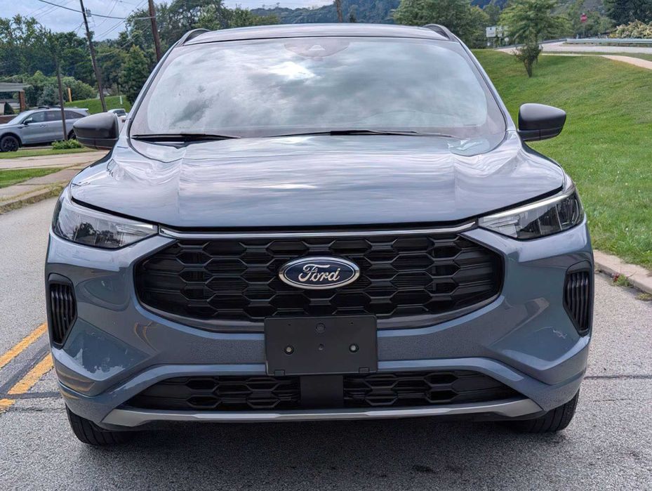 Ford Escape ST-Line      2024