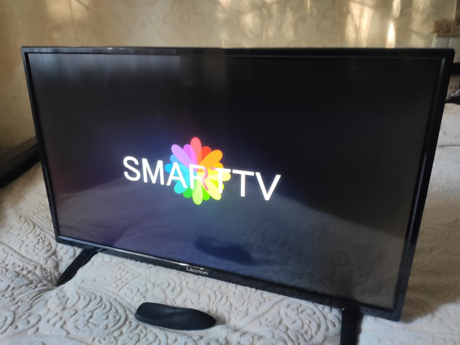 Телевізор смарт 32