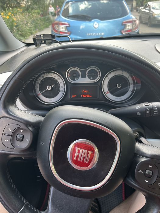Продам Fiat l500 2014 р 8200