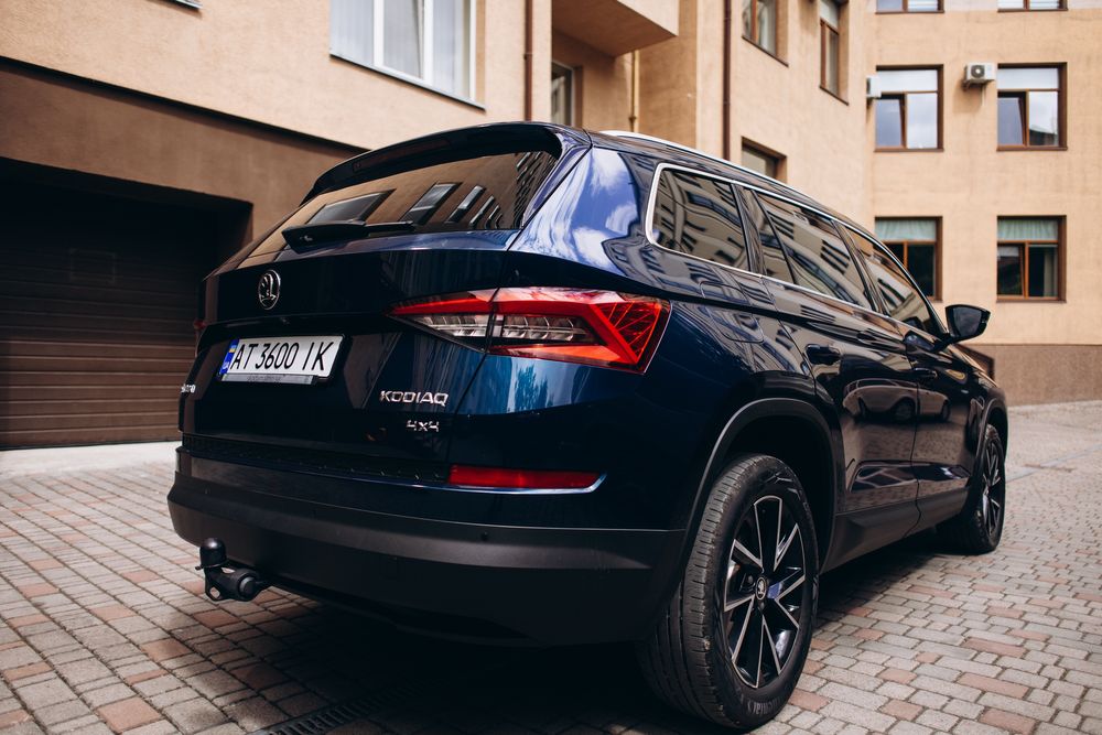 Продаю власний автомобіль