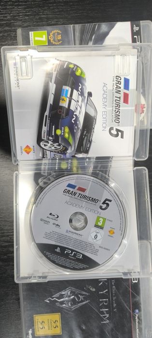 Need for speed rivals/Gran turismo 5/Skyrim PlayStation 3