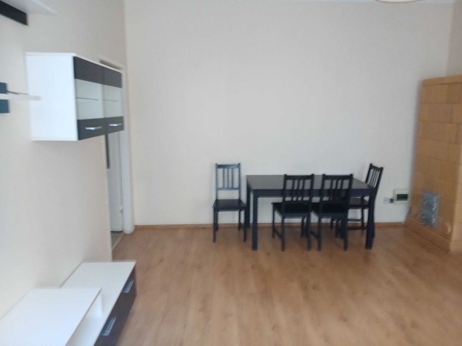 2 pokoje z kuchnią w Centrum.