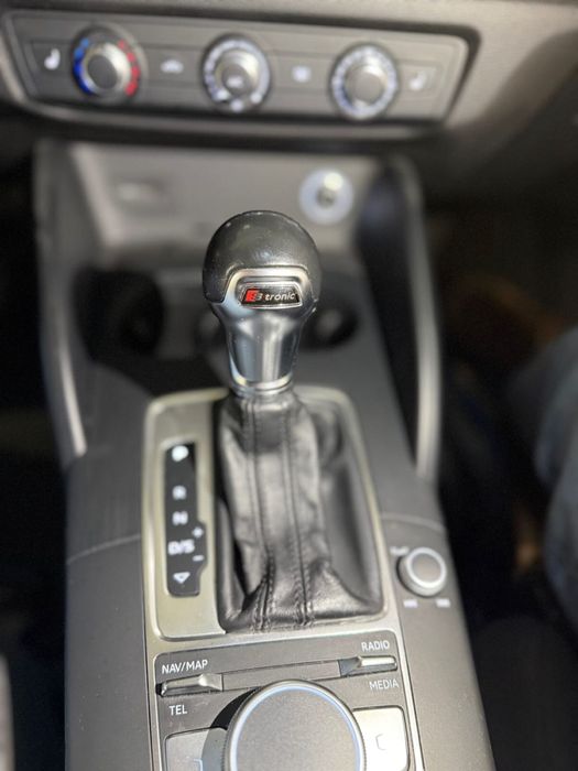 Audi A3  Quattro Sportback [2.0TFSi 4x4]