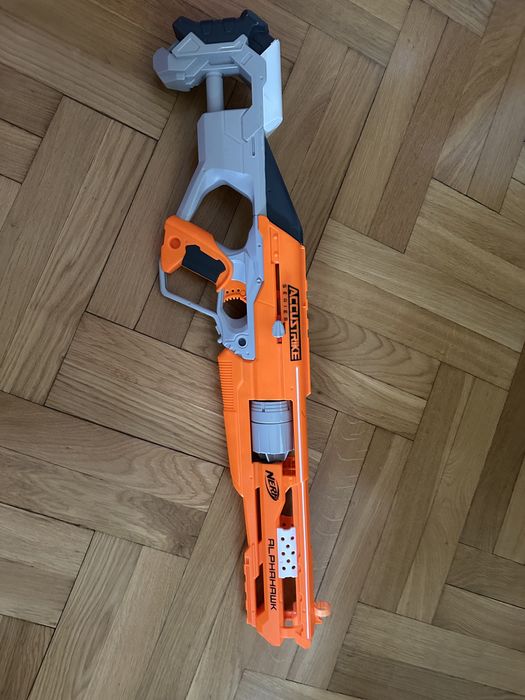 Nerf gun pistolet karabin B7784 wyrzutnia accustrike Alphahawk