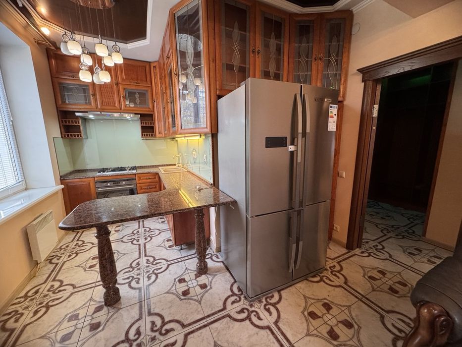 Продам сталінку з індивідуальним опаленням