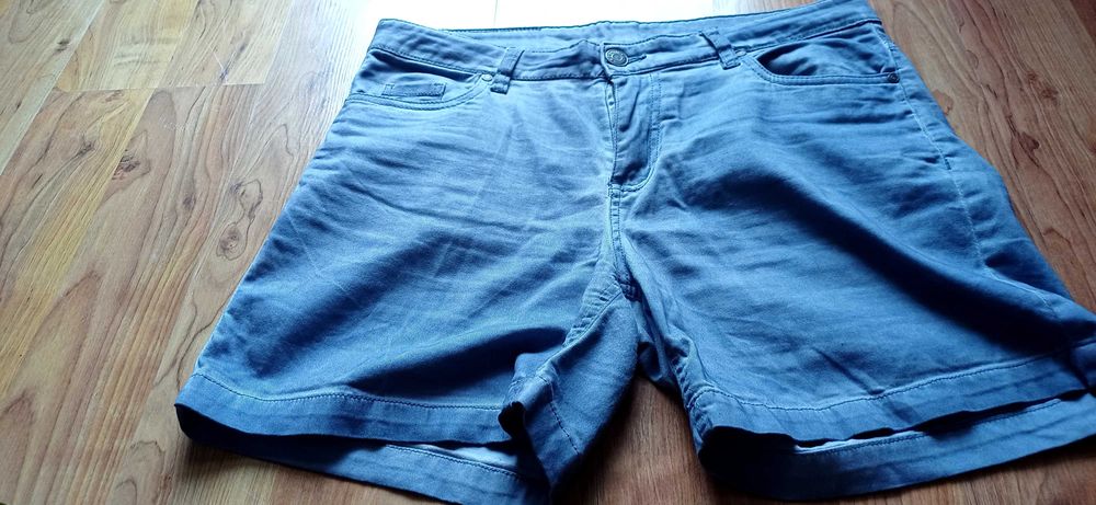 Spodenki jasne cieniowane niebieski jeansowe roz.40 L Denim
