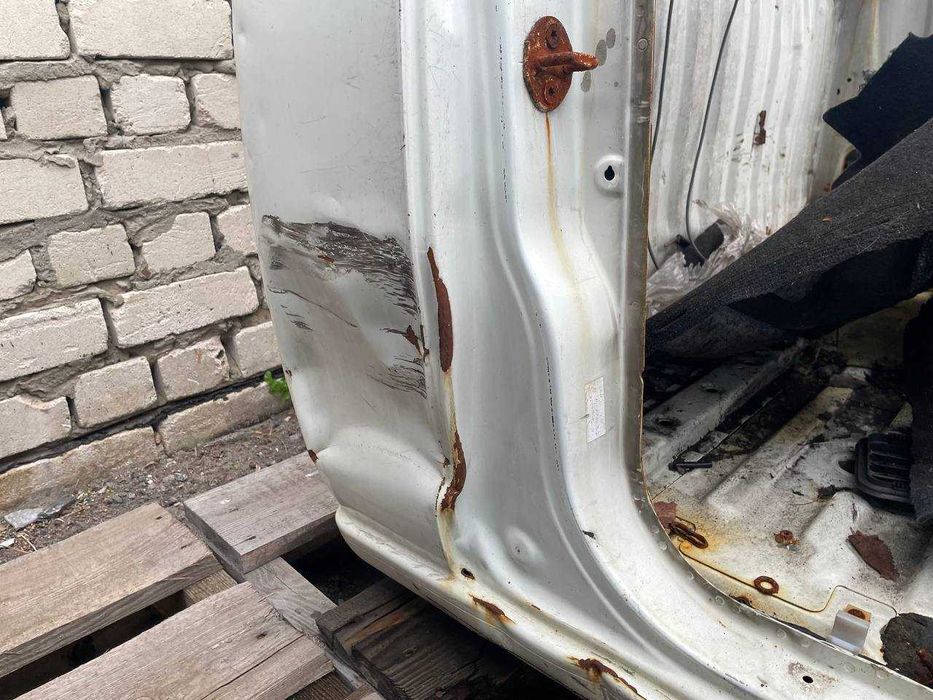 Кабіна кузов  Mitsubishi L200  4 покоління на 2 дверкі