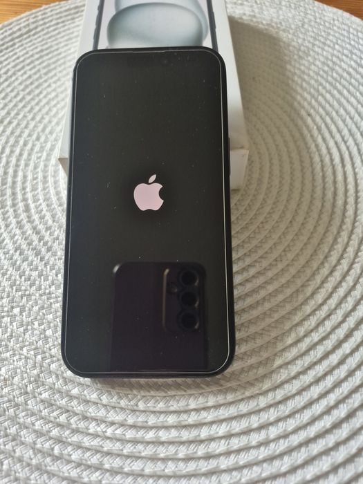 iPhone 15 128GB czarny