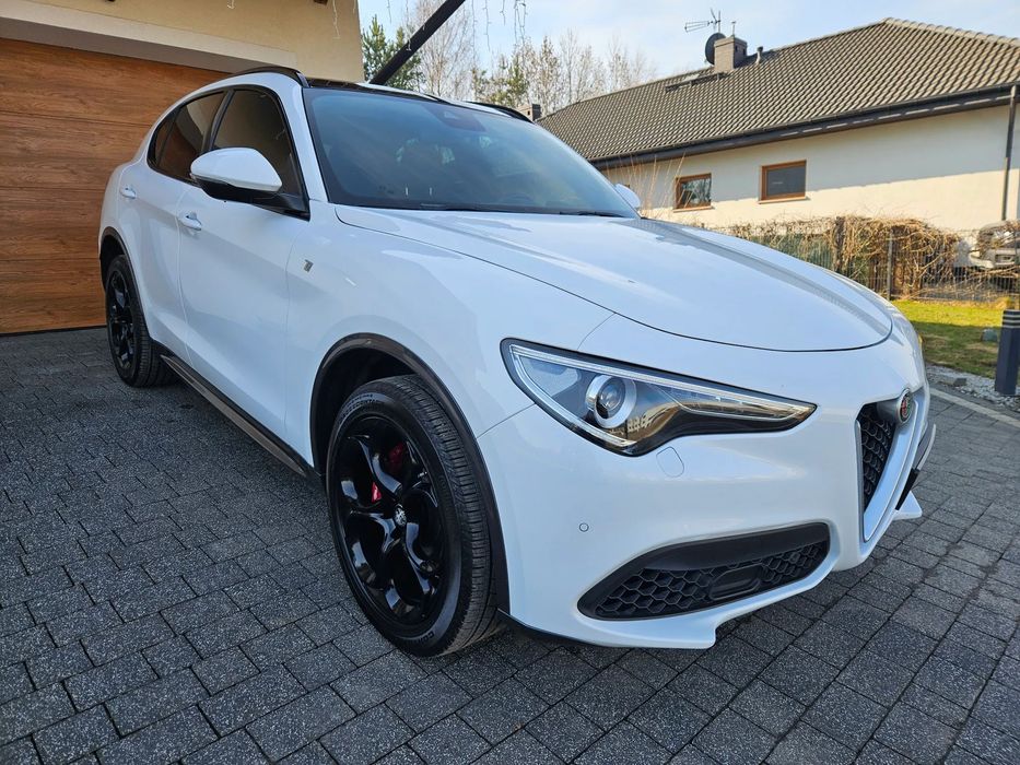 Alfa Romeo Stelvio 2022 Alfa Romeo Stelvio TI Q4 2.0 280KM SUV