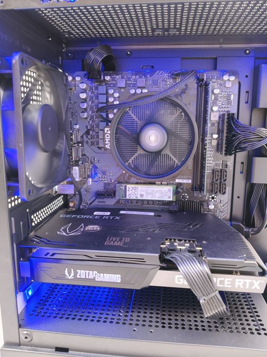 Zestaw Gamingowy Ryzen 5 7600x,RTX 3070 + MSi 24" 180 Hz