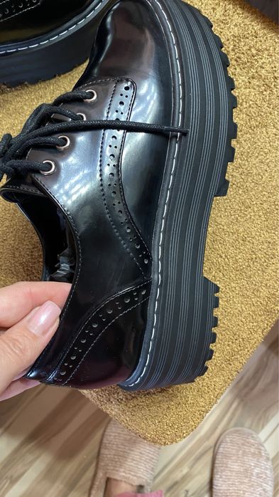 Туфли броги H&M divided