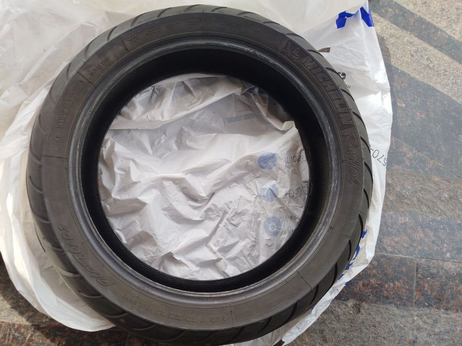 Продам шини Michelin Pilon Road 2
