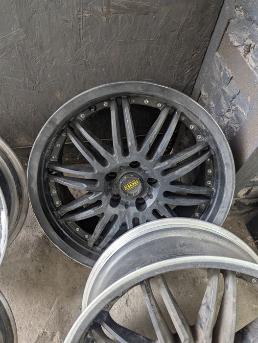 Оригінальні диски R19 DOTZ