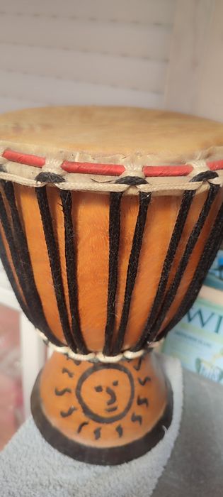 2 Djambe africano ótimo estado