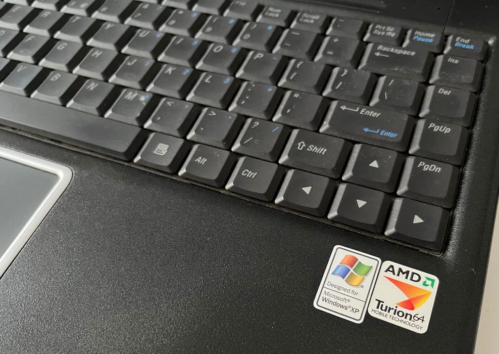 Laptop Durabook S14K Twinhead - AMD Turion64