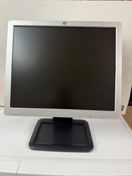 Monitor HP 17 cali