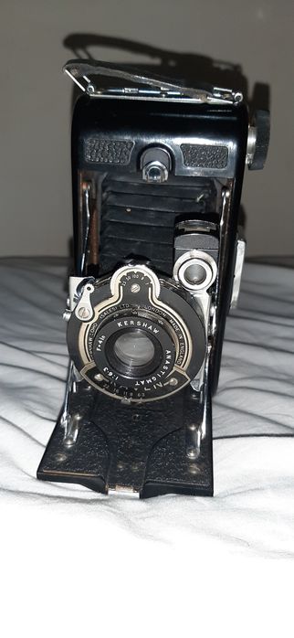 Máquina fotográfica de coleção