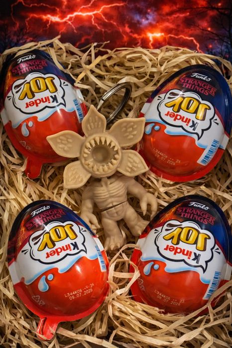 В наявності! Kinder stranger things Дивні Дива Подарунок Кіндер