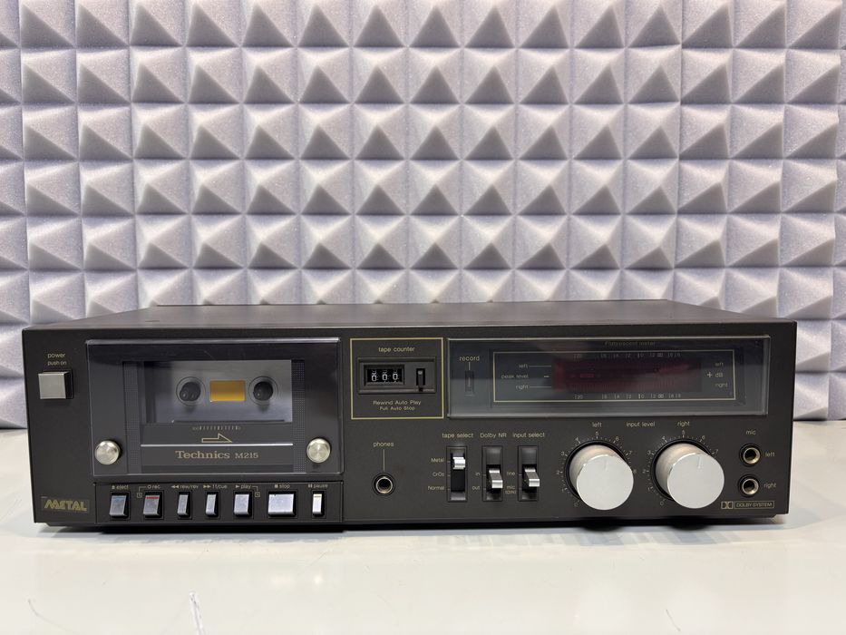 Magnetofon Technics RS M 215