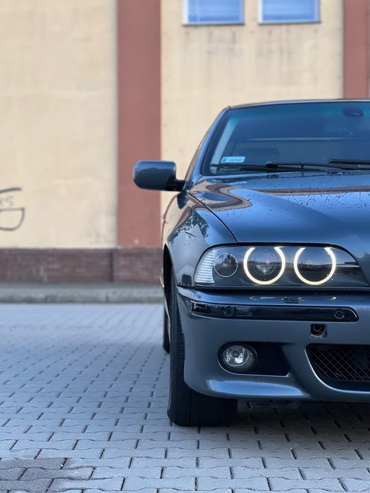 Е39 3.0 дизель 142 кіловати 2001 рік автомат
