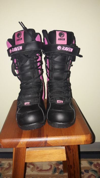 Buty śniegowe/snowboardowe Raven Nowe