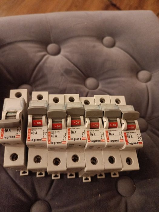 Rozłącznik izolacyjny 40A legrand