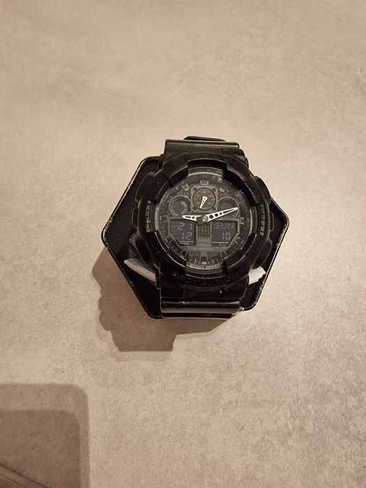 Zegarek sportowy CASIO G-Shock Original GA-100-1A1ER Czarny