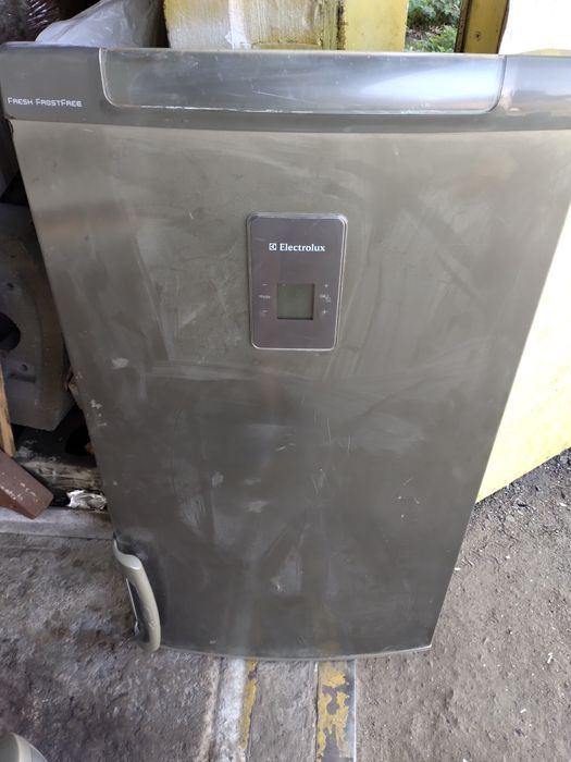 Продам запчастини до холодильнику Elektrolux Elektrolux