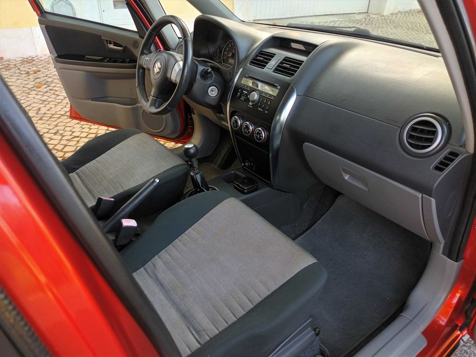 Suzuki SX4 — fotografia 7