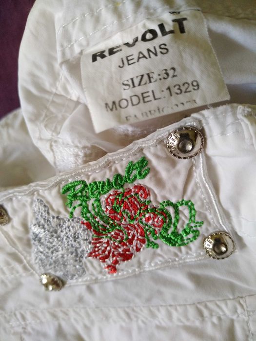 Удобные фирменные брюки, карги, штаны, х/б, белые.