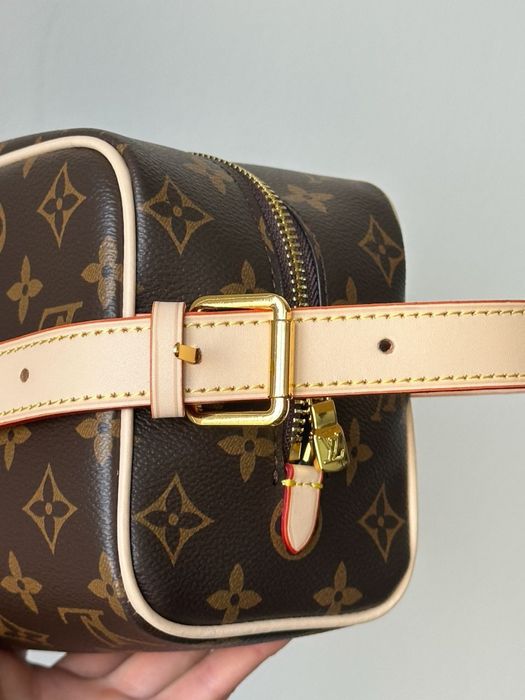 Косметичка LV Louis Vuitton Dopp Kit Toilet Pouch