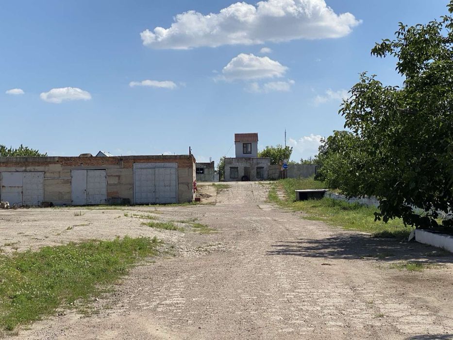 Продається промислова база