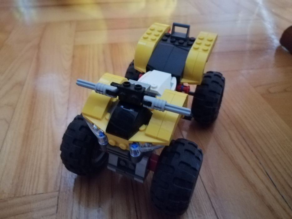 Lego creator 31022