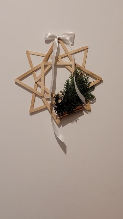 Wieniec na drzwi gwiazda dekoracja świateczna Boże Narodzenie Wigilia