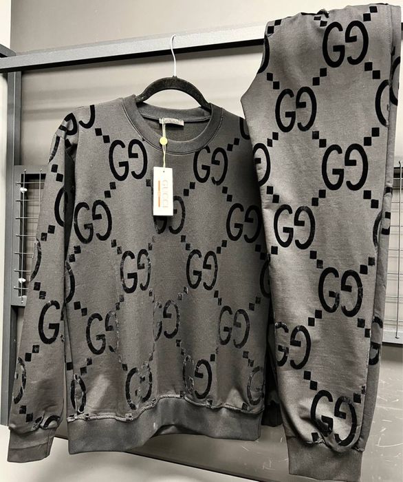 Спортивний костюм Gucci чорний чоловічий костюм гуччі чорний чоловічий