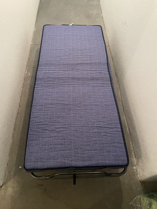 Cama de solteiro dobrável