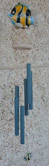 Espanta-Espíritos em Cerâmica – 2 Peixes + 6 Tubos