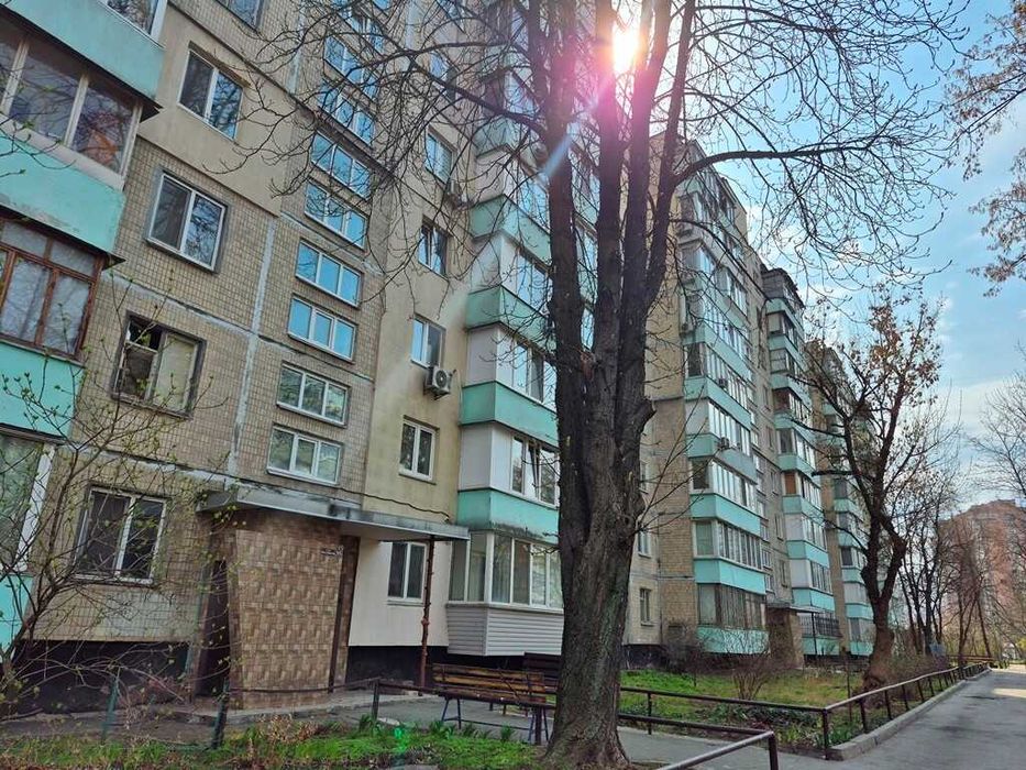 Оренда 2-кімнатна квартира на Русанівці, вул. Ентузіастів, 35