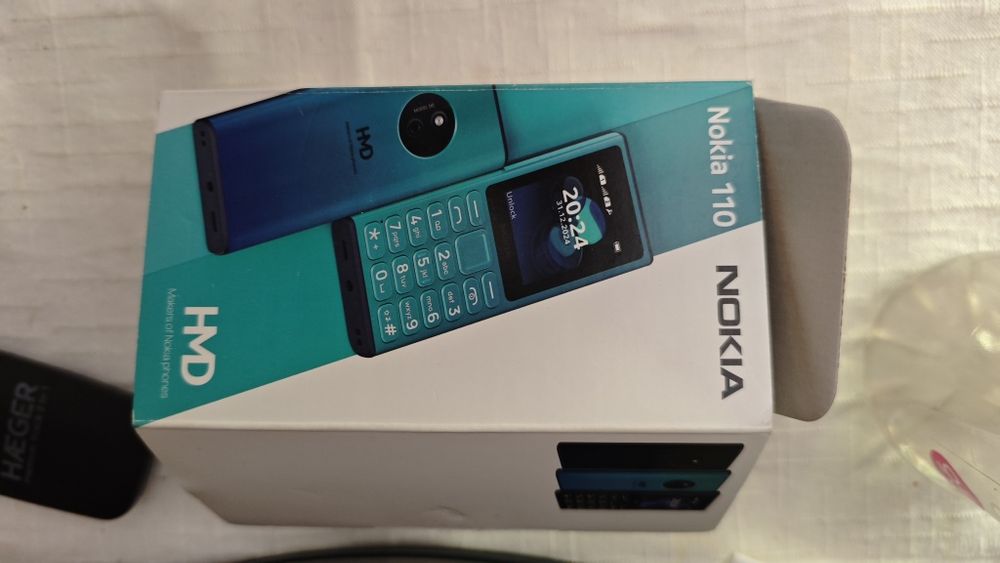 Nokia 110 telemóvel novo