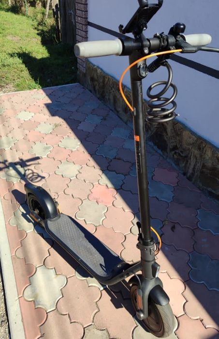 Електросамокат Ninebot kickscooter F30E