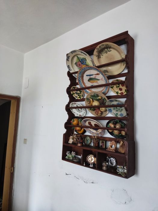 Escaparate em pinho.