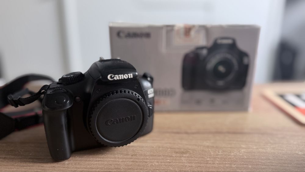 Canon EOS 1100D